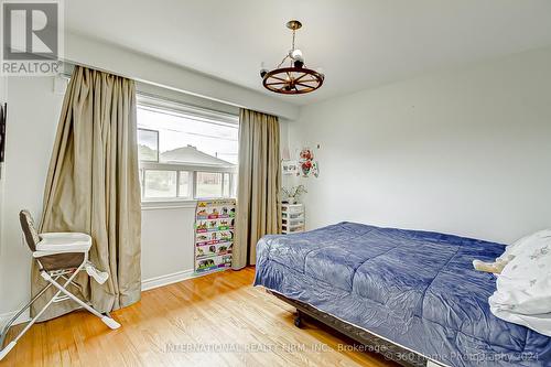 85 Letchworth Crescent, Toronto (Downsview-Roding-Cfb), ON - Indoor Photo Showing Bedroom