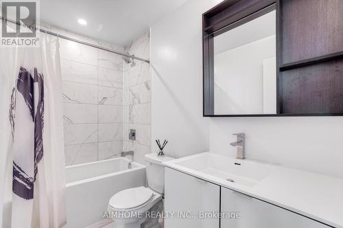 3812 - 4065 Confederation Parkway, Mississauga, ON - Indoor Photo Showing Bathroom