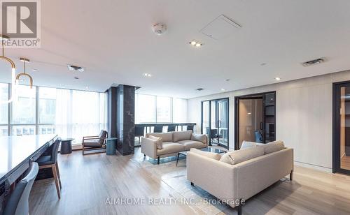 3812 - 4065 Confederation Parkway, Mississauga, ON - Indoor