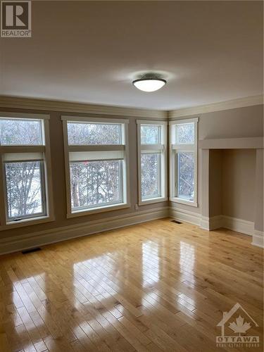 291 Ferndale Avenue, Ottawa, ON - Indoor Photo Showing Other Room