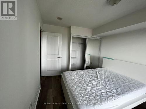 1202 - 2015 Sheppard Avenue E, Toronto, ON - Indoor Photo Showing Bedroom