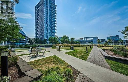 1202 - 2015 Sheppard Avenue E, Toronto, ON - Outdoor