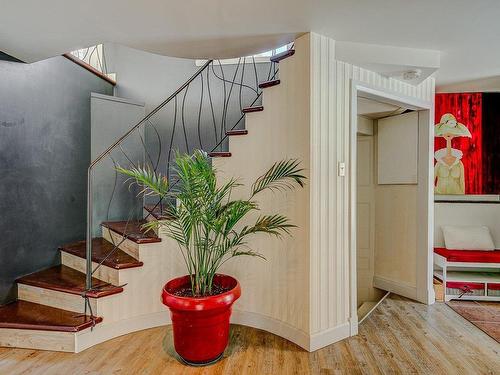 Escalier - 73 Rue Du Sahara, Gore, QC - Indoor Photo Showing Other Room