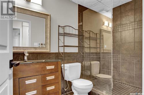 9471 Wascana Mews, Regina, SK - Indoor Photo Showing Bathroom