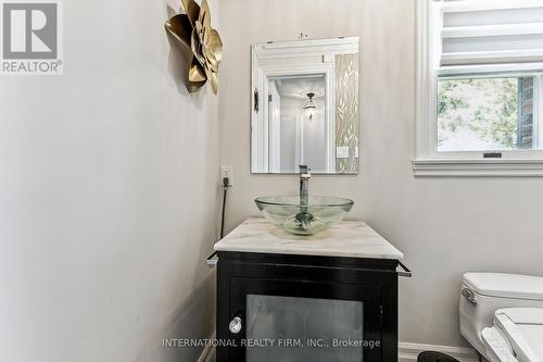 6 Penwood Crescent S, Toronto, ON - Indoor Photo Showing Bathroom