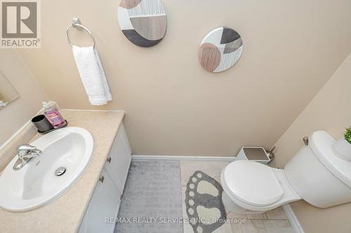 32 - 32 Mcmullen Crescent, Brampton, ON - Indoor Photo Showing Bathroom