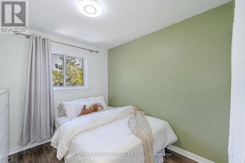 32 - 32 Mcmullen Crescent, Brampton, ON - Indoor Photo Showing Bedroom