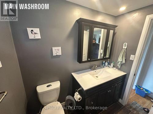 85 Geneva Crescent, Kitchener, ON - Indoor Photo Showing Bathroom