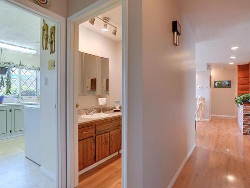 1783 Old Ferry Road, Kamloops, BC - Indoor Photo Showing Bathroom