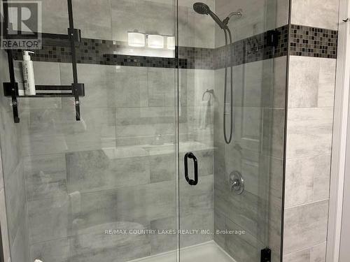 43 - 11 Laguna Parkway, Ramara (Brechin), ON - Indoor Photo Showing Bathroom