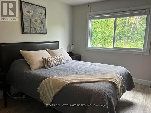 43 - 11 Laguna Parkway, Ramara (Brechin), ON - Indoor Photo Showing Bedroom