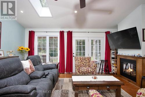 366 Shannon Boulevard, South Huron (Stephen Twp), ON - Indoor Photo Showing Living Room With Fireplace