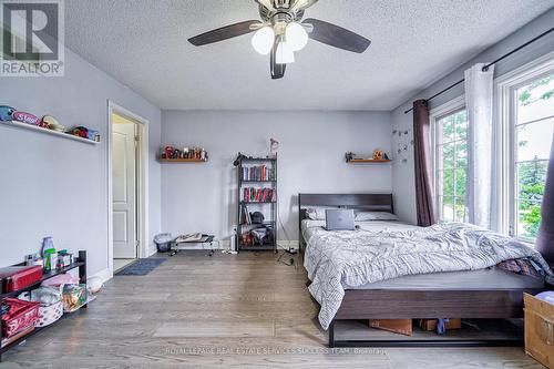 3309 Loyalist Drive, Mississauga, ON - Indoor Photo Showing Bedroom