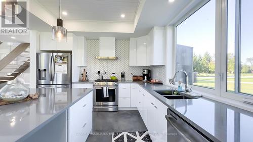 71858 Sunridge Crescent, Bluewater (Hay Twp), ON - Indoor Photo Showing Kitchen With Double Sink With Upgraded Kitchen