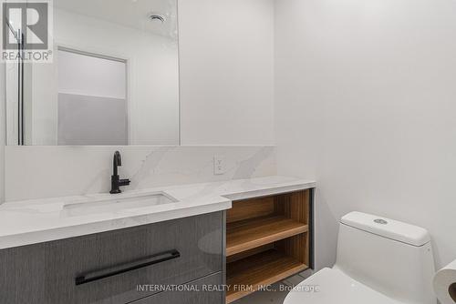 19 Gwynne Avenue, Ottawa (Nepean), ON - Indoor Photo Showing Bathroom