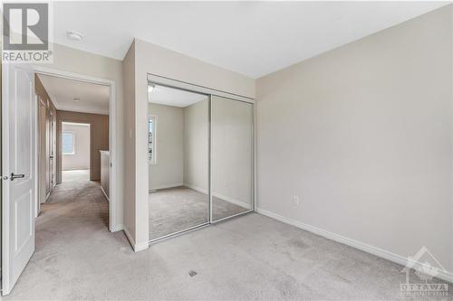 424 Meadowbreeze Drive, Kanata, ON - Indoor Photo Showing Other Room