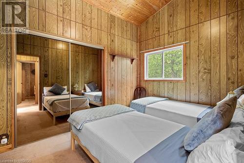 21 Purgatory Road, Northern Bruce Peninsula, ON - Indoor Photo Showing Bedroom