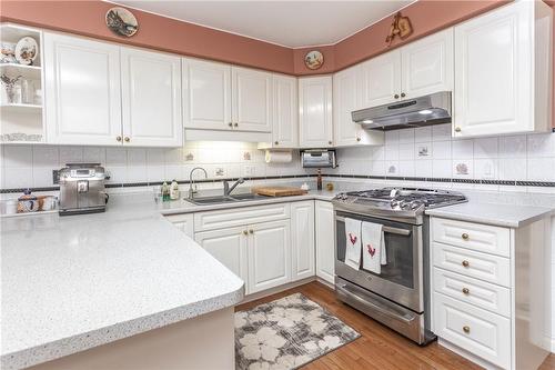 2740 South Grimsby #18 Road, West Lincoln, ON - Indoor Photo Showing Kitchen With Double Sink