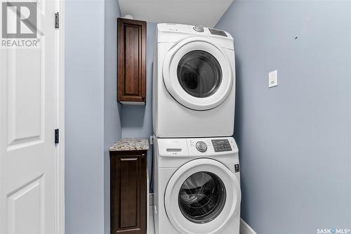 A 269 High Street, Moose Jaw, SK - Indoor Photo Showing Laundry Room