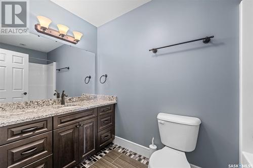 A 269 High Street, Moose Jaw, SK - Indoor Photo Showing Bathroom