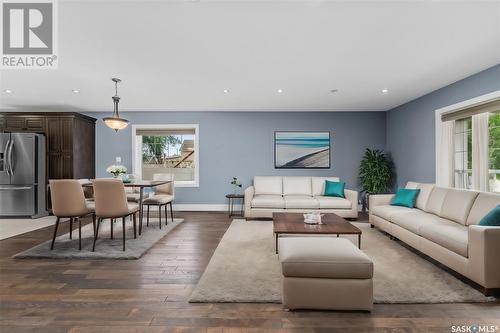 A 269 High Street, Moose Jaw, SK - Indoor Photo Showing Living Room