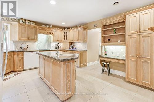 5146 Township Rd 1, Guelph/Eramosa, ON - Indoor Photo Showing Kitchen