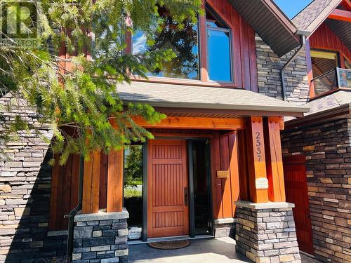 2557 Ledgerock  Ridge, Invermere, BC - Outdoor