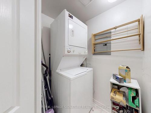 401-2 Rean Dr, Toronto, ON - Indoor Photo Showing Laundry Room