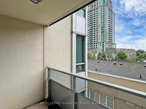 401-2 Rean Dr, Toronto, ON - Outdoor With Balcony