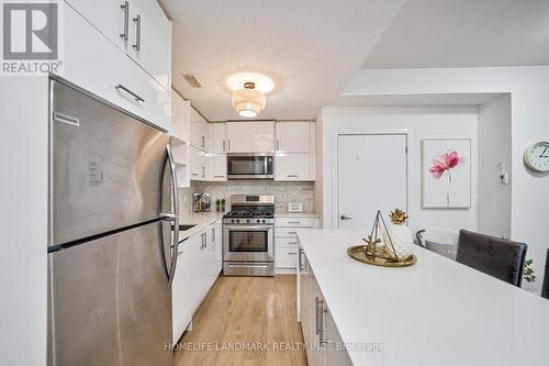 107 - 128 Fairview Mall Drive, Toronto, ON - Indoor Photo Showing Kitchen With Stainless Steel Kitchen