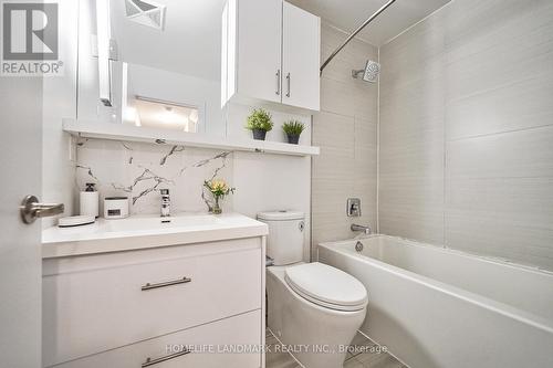 107 - 128 Fairview Mall Drive, Toronto, ON - Indoor Photo Showing Bathroom