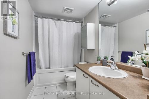 1508 - 22 Wellesley Street E, Toronto, ON - Indoor Photo Showing Bathroom