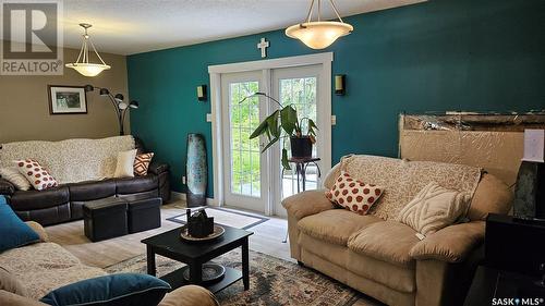 Guinan Acreage, St. Louis Rm No. 431, SK - Indoor Photo Showing Living Room