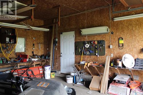 Guinan Acreage, St. Louis Rm No. 431, SK - Indoor Photo Showing Garage