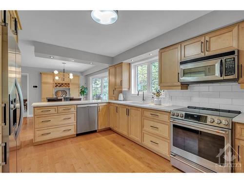 1219 Beaverwood Road, Manotick, ON 