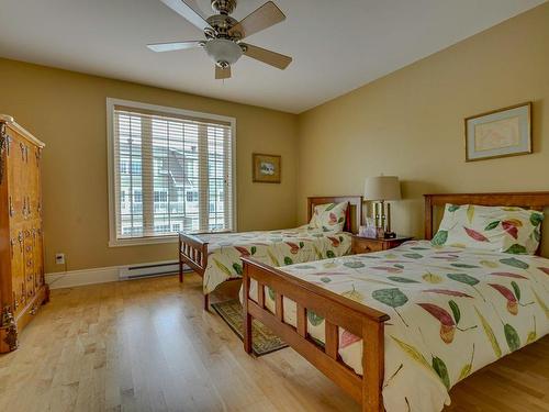 Bedroom - 165 Ch. Louis-Dufour, Saint-Sauveur, QC - Indoor Photo Showing Bedroom