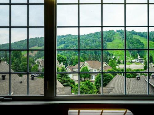 View - 165 Ch. Louis-Dufour, Saint-Sauveur, QC - Indoor Photo Showing Other Room