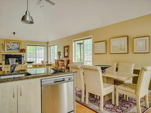 Dining room - 165 Ch. Louis-Dufour, Saint-Sauveur, QC - Indoor