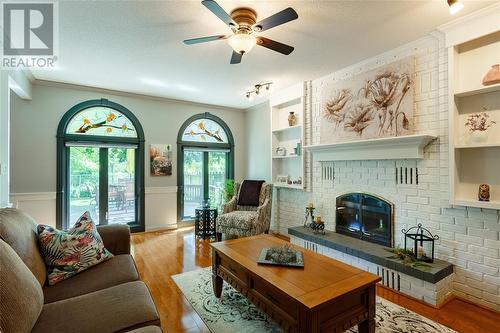 1395 Errol Road East, Sarnia, ON - Indoor Photo Showing Living Room With Fireplace