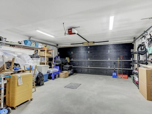 Garage - 592Z Rue Denise-Collette, Sainte-Julie, QC - Indoor Photo Showing Garage