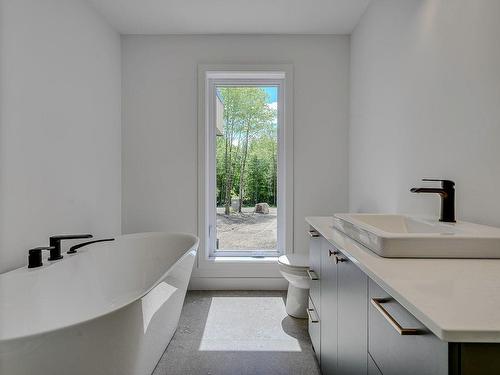 Bathroom - Ch. Du Golf, Sainte-Lucie-Des-Laurentides, QC - Indoor Photo Showing Other Room