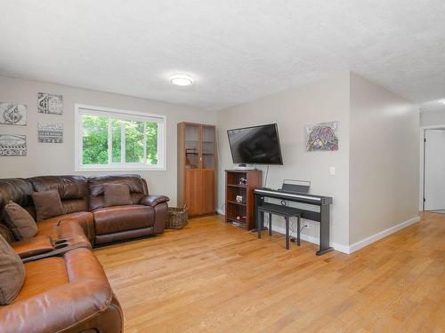 3930 Telegraph Rd, Cobble Hill, BC 