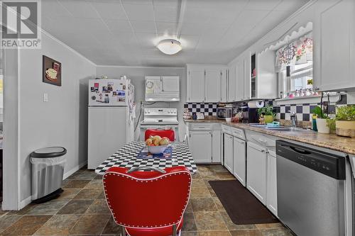 240 Main Road, St. Vincent'S, NL - Indoor Photo Showing Kitchen With Double Sink