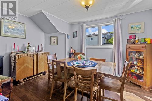 240 Main Road, St. Vincent'S, NL - Indoor Photo Showing Dining Room