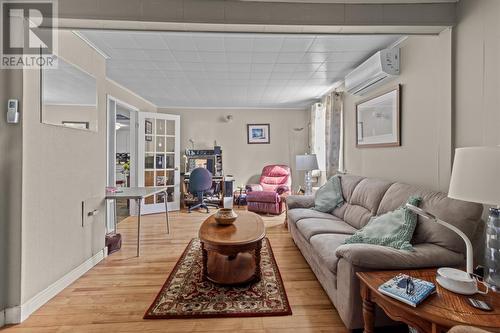 240 Main Road, St. Vincent'S, NL - Indoor Photo Showing Living Room