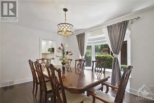 3056 Uplands Drive, Ottawa, ON - Indoor Photo Showing Dining Room