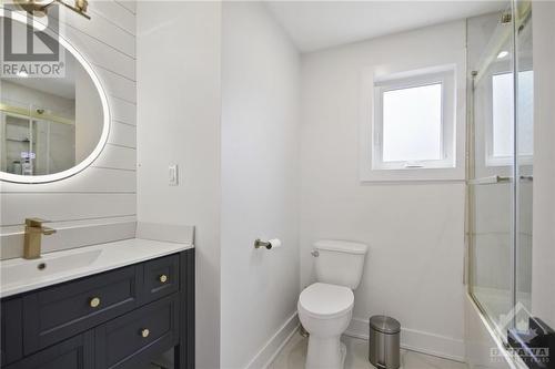 3056 Uplands Drive, Ottawa, ON - Indoor Photo Showing Bathroom