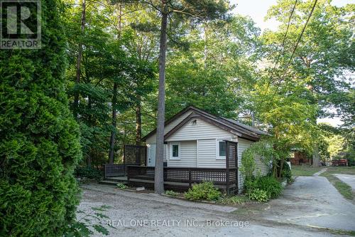 79 32Nd Street S, Wasaga Beach, ON - Outdoor