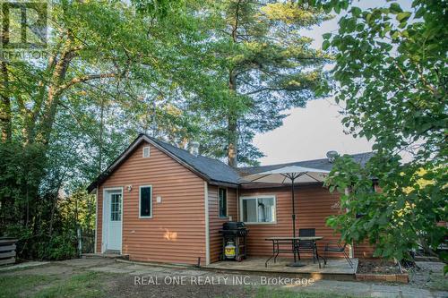 79 32Nd Street S, Wasaga Beach, ON - Outdoor