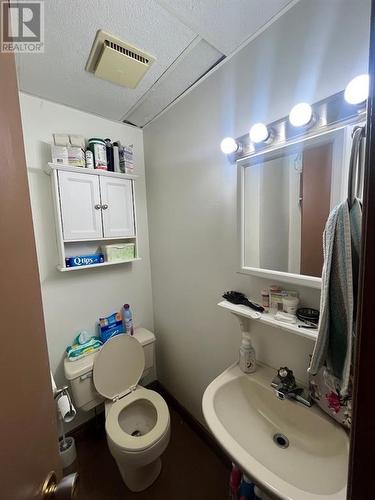 51 Fleet Street, Moncton, NB - Indoor Photo Showing Bathroom